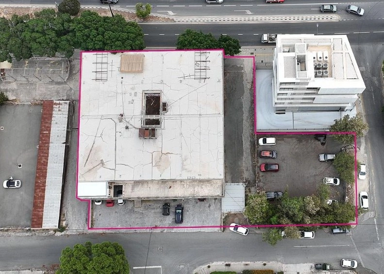 1480m² Building for Sale in Strovolos, Nicosia District