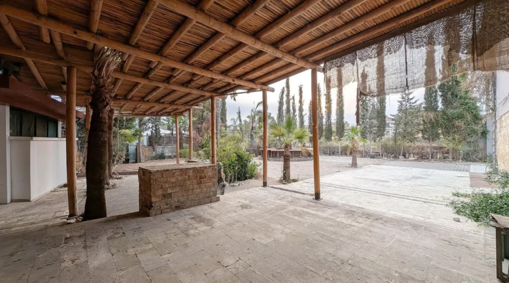 558m² Building for Sale in Nicosia District