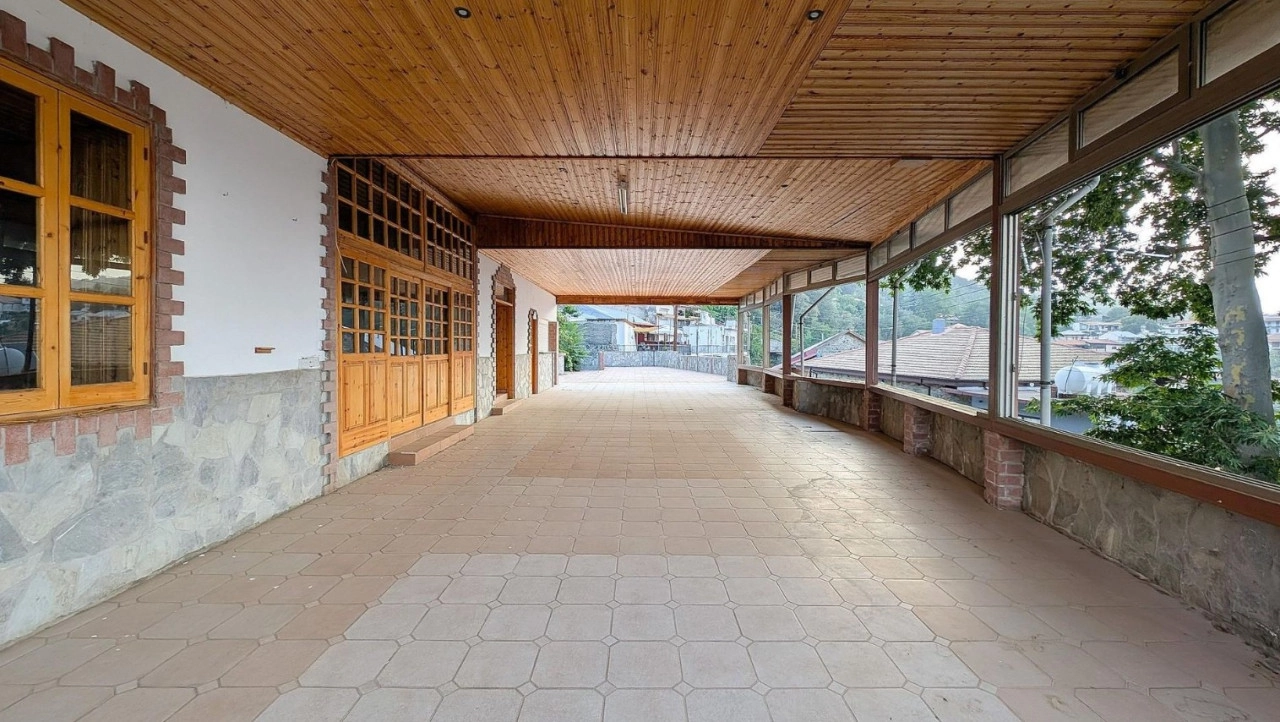 841m² Building for Sale in Pedoulas, Nicosia District