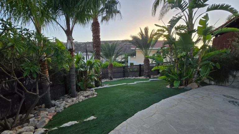 5 Bedroom House for Sale in Germasogeia, Limassol District