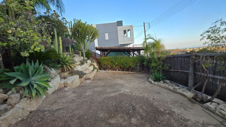 5 Bedroom House for Sale in Germasogeia, Limassol District