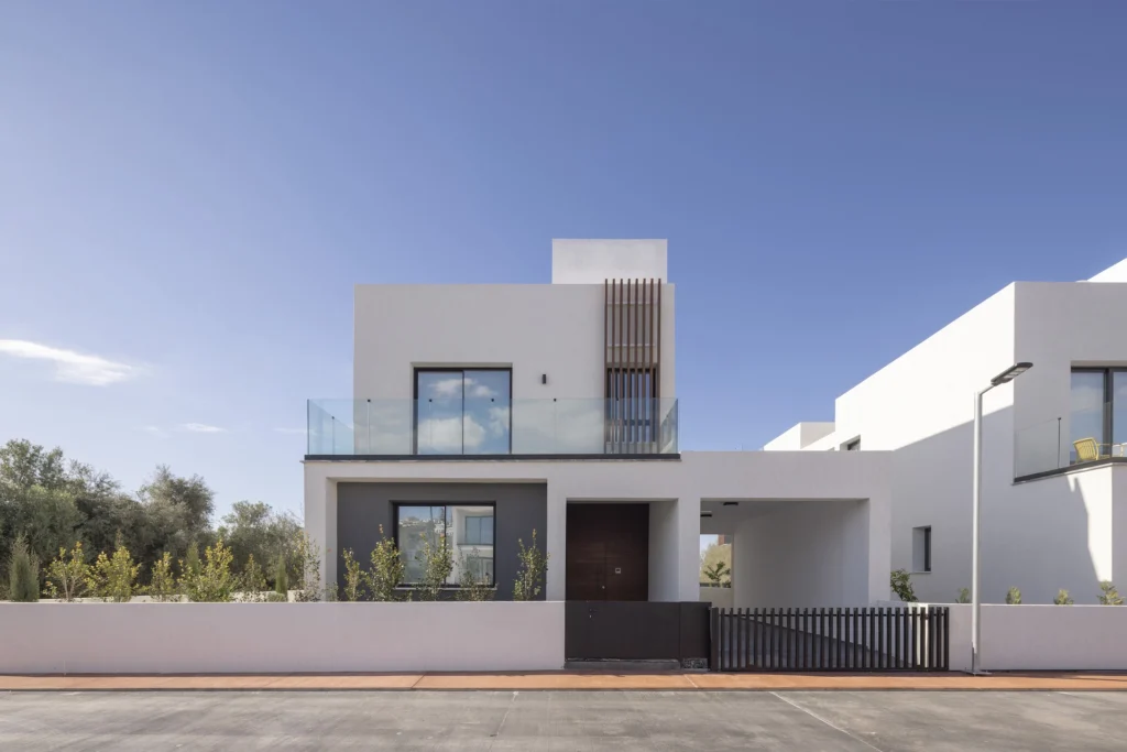 4 Bedroom House for Sale in Chlorakas, Paphos District