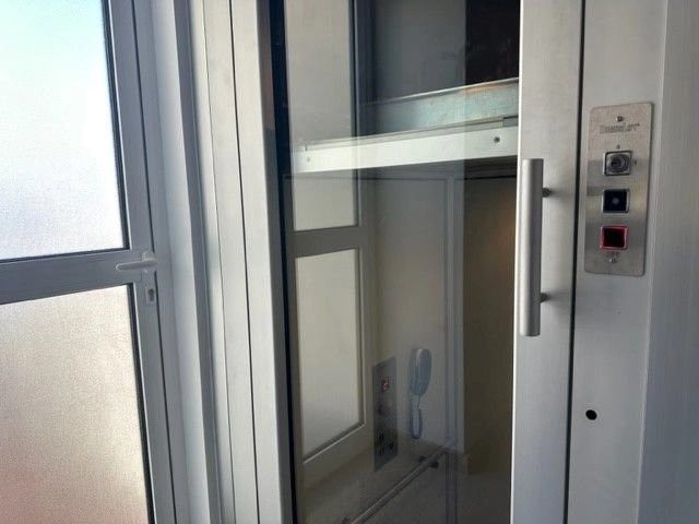 180m² Office for Rent in Larnaca – Agios Nikolaos, Limassol District