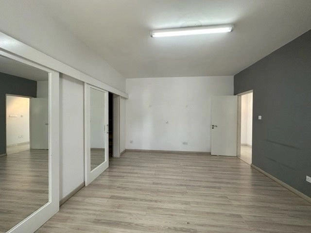 180m² Office for Rent in Larnaca – Agios Nikolaos, Limassol District