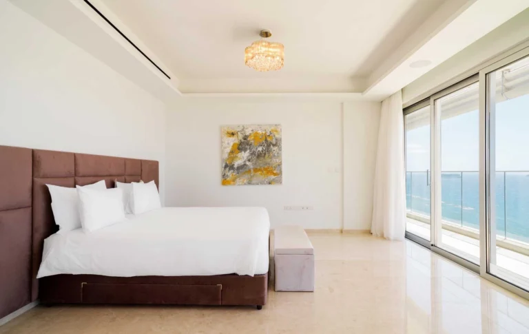 4 Bedroom Apartment for Sale in Pyrgos Lemesou Tourist Area, Limassol District