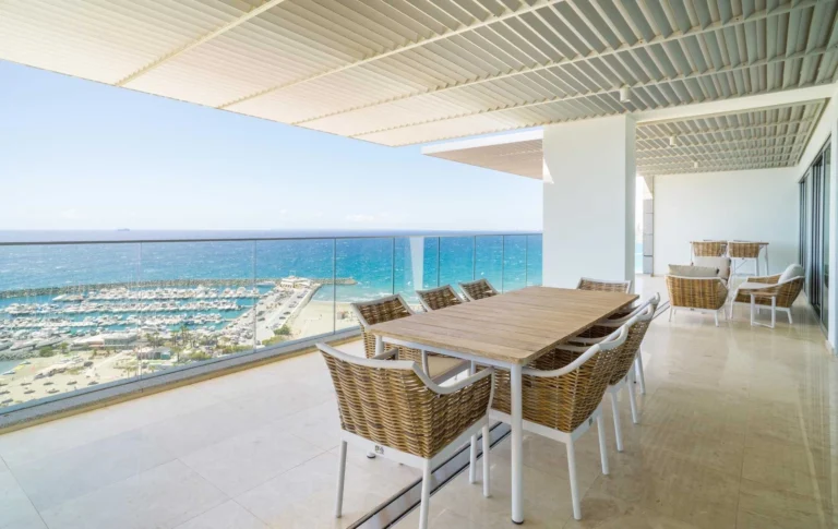 4 Bedroom Apartment for Sale in Pyrgos Lemesou Tourist Area, Limassol District