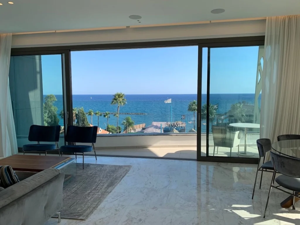 3 Bedroom Apartment for Sale in Amathounta, Limassol District