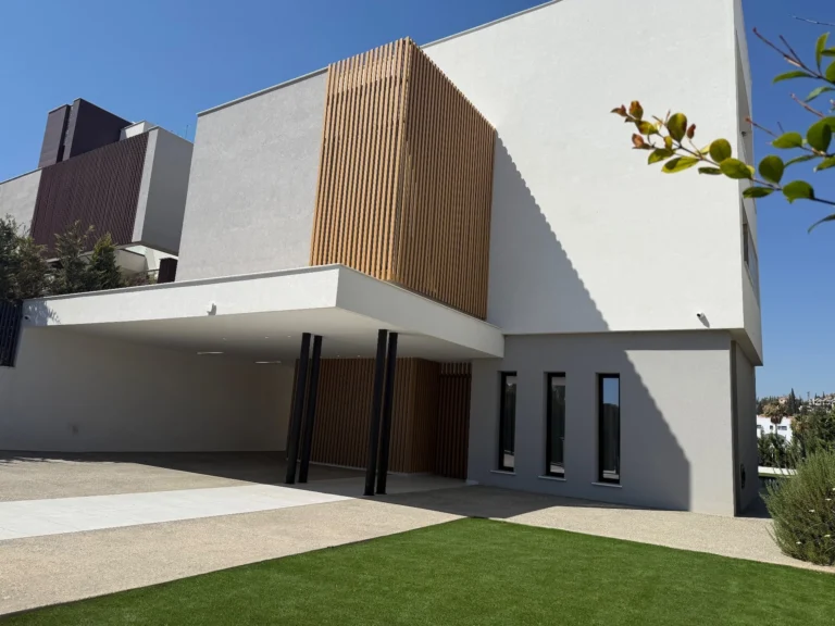 5 Bedroom House for Sale in Agios Tychonas, Limassol District