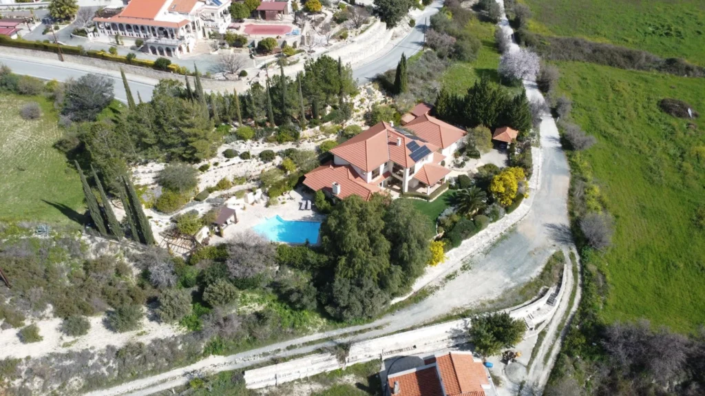 5 Bedroom House for Sale in Laneia, Limassol District