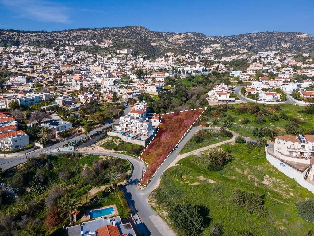 1,673m² Plot for Sale in Peyia, Paphos District