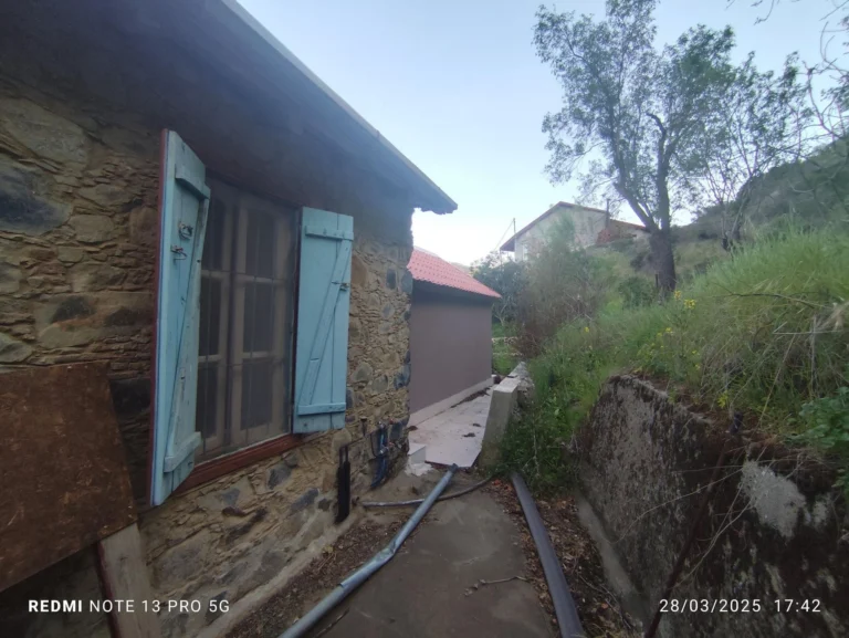 3 Bedroom House for Sale in Treis Elies, Limassol District