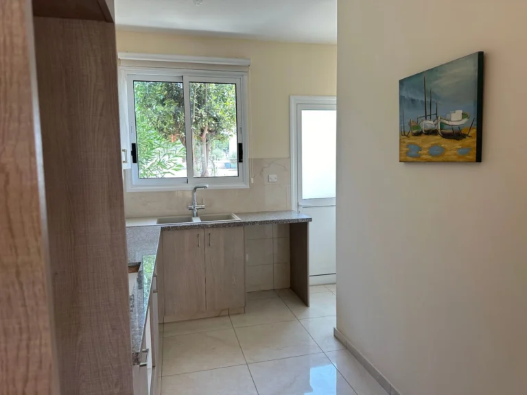 3 Bedroom House for Sale in Paphos – Moutallos