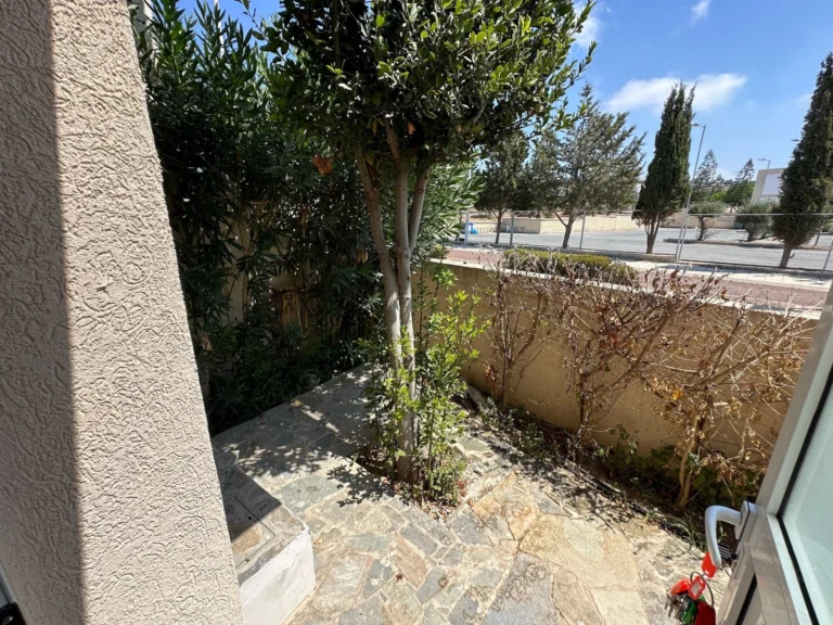 3 Bedroom House for Sale in Paphos – Moutallos