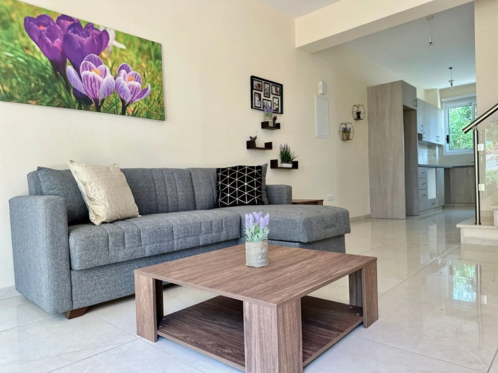 3 Bedroom House for Sale in Paphos – Moutallos