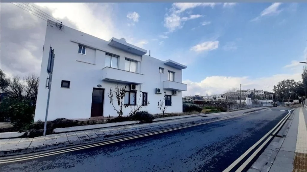 350m² Building for Sale in Geroskipou, Paphos District