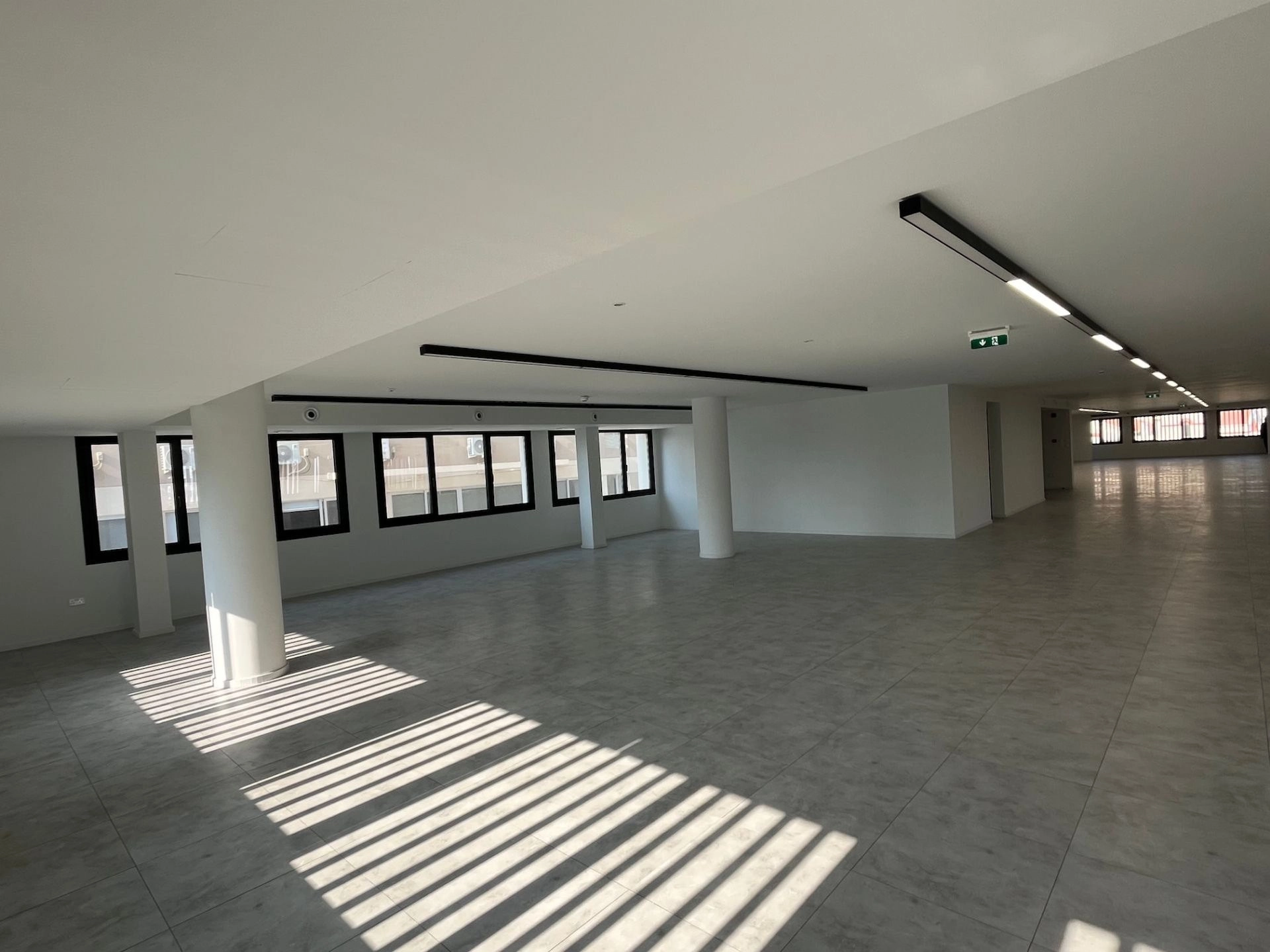 950m² Office for Rent in Larnaca – Agios Nikolaos, Limassol District