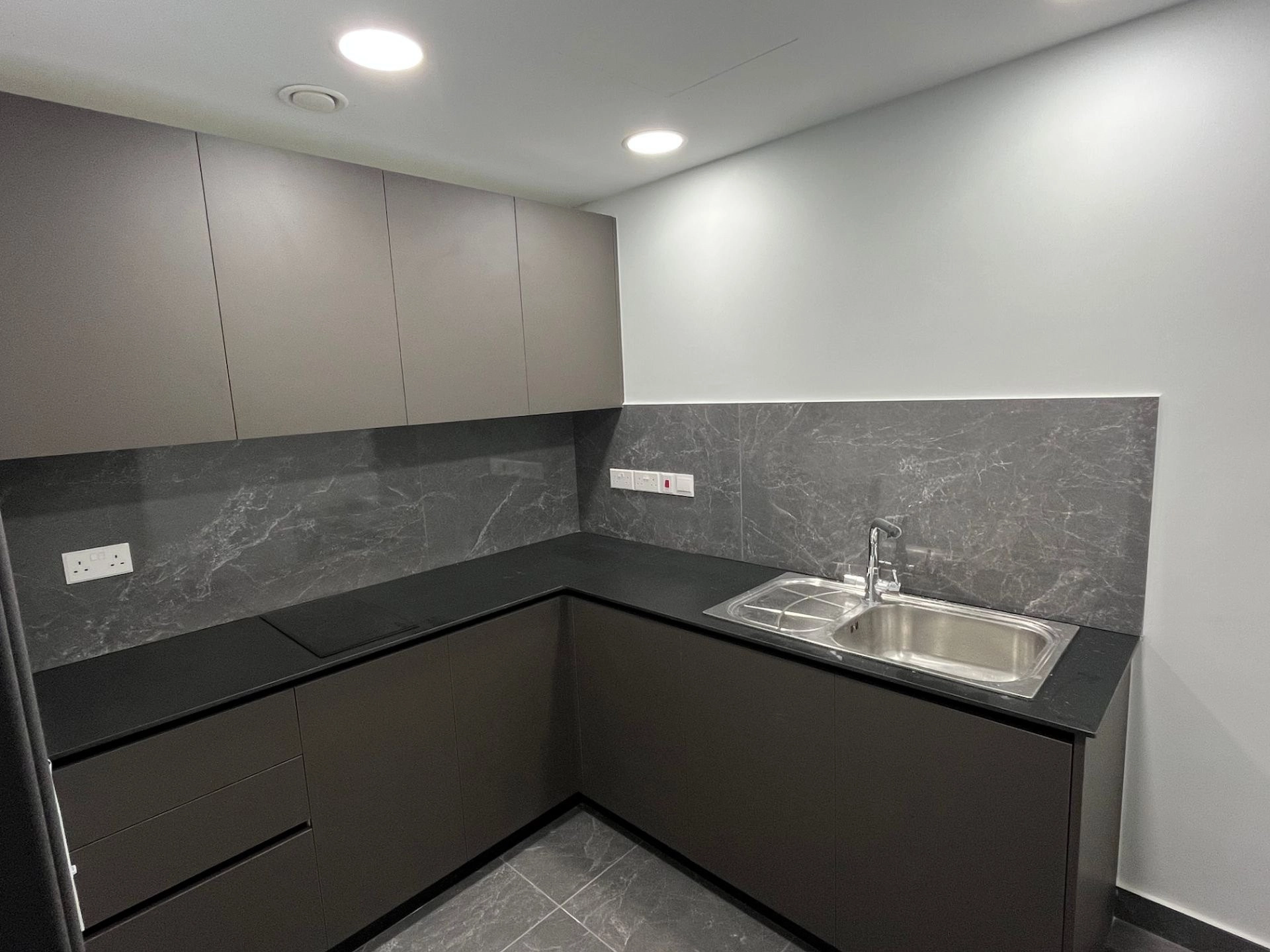 950m² Office for Rent in Larnaca – Agios Nikolaos, Limassol District