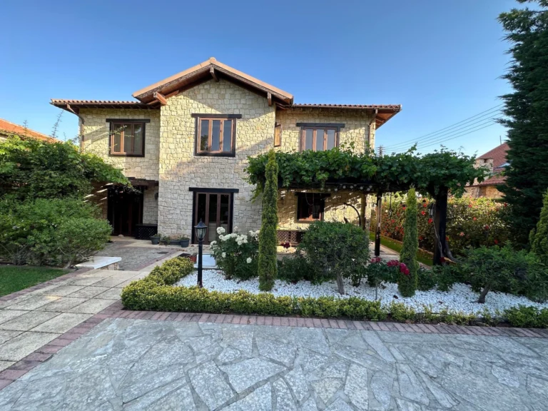 5 Bedroom House for Sale in Limassol District
