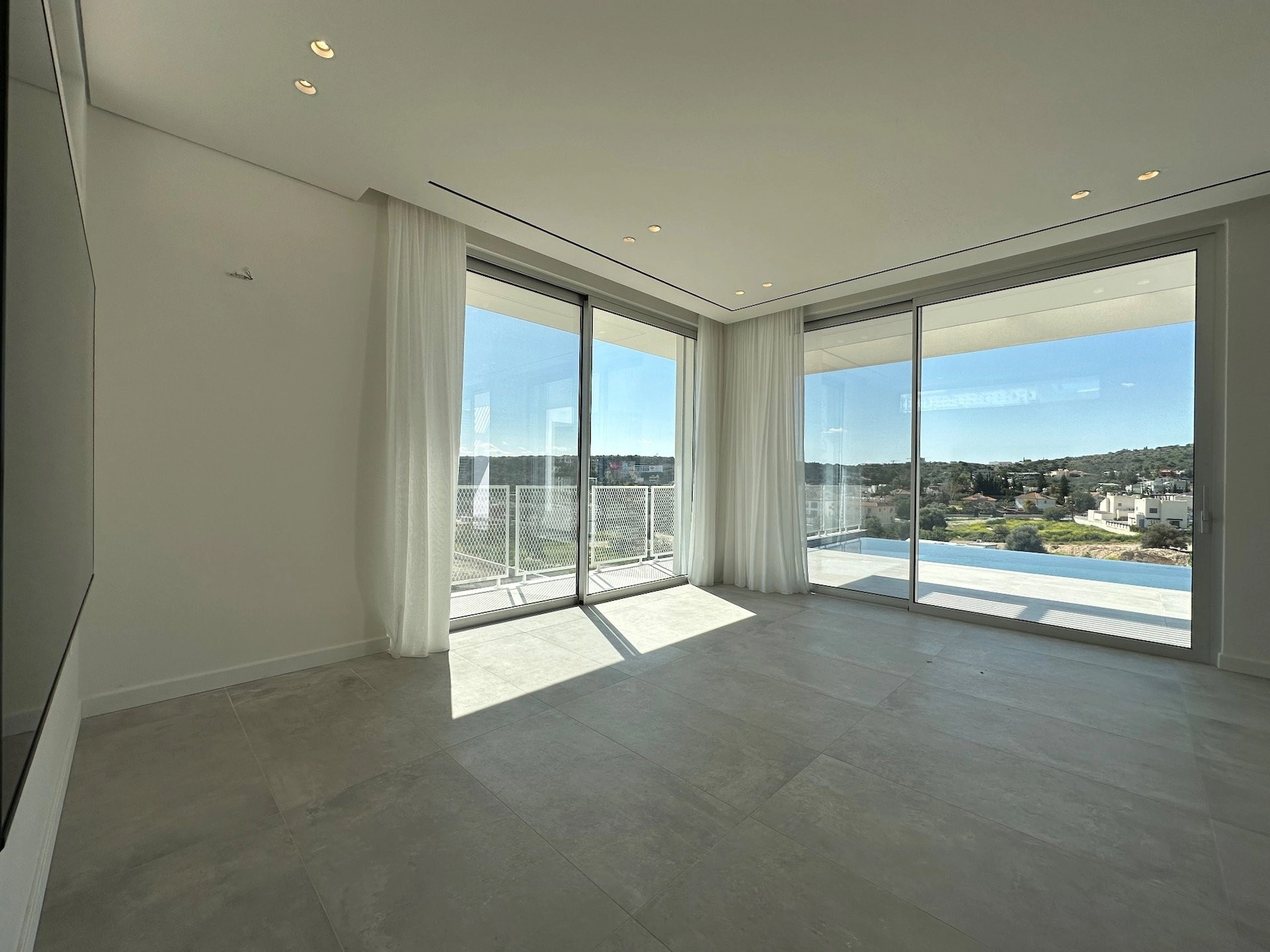 6+ Bedroom House for Rent in Agios Tychonas, Limassol District