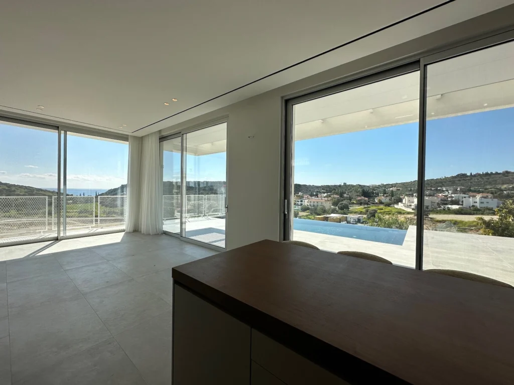6+ Bedroom House for Rent in Agios Tychonas, Limassol District