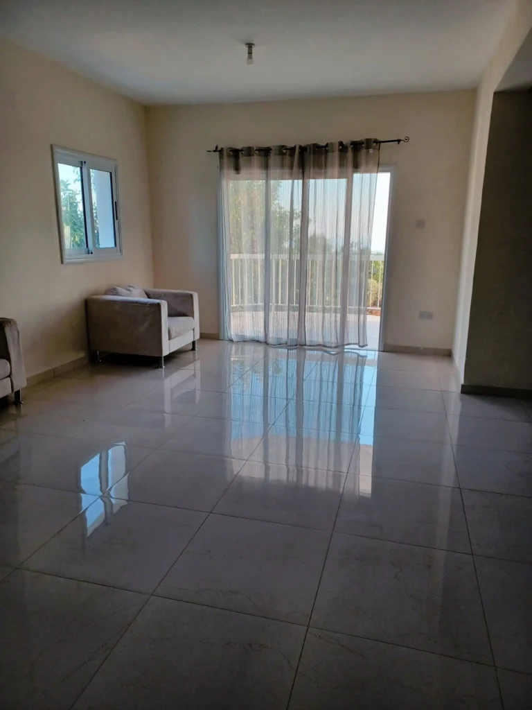 585m² Building for Sale in Mesogi, Paphos District