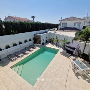 5 Bedroom House for Sale in Limassol – Agios Athanasios