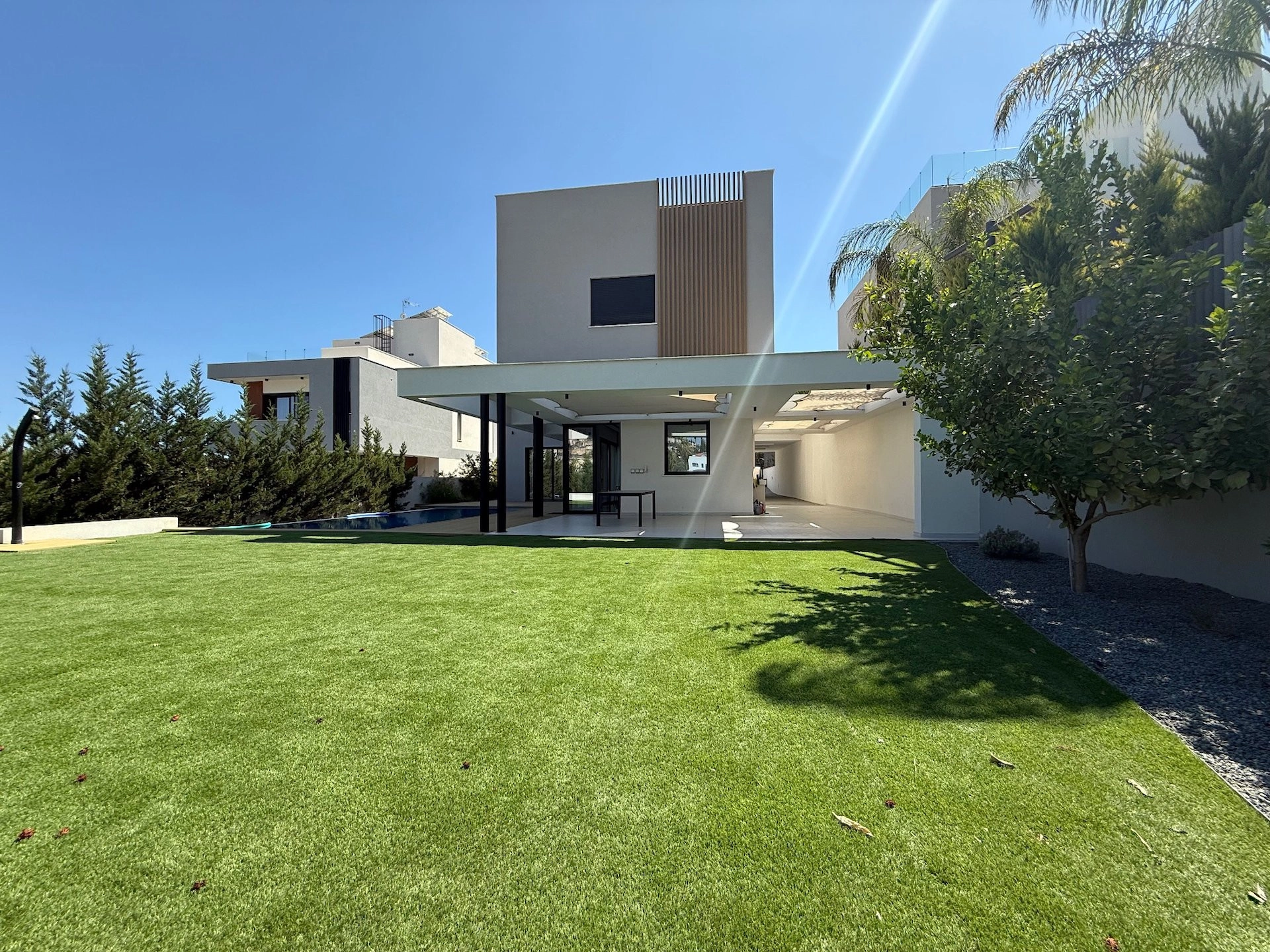 5 Bedroom House for Rent in Agios Tychonas, Limassol District