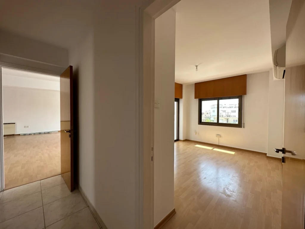 135m² Office for Rent in Limassol – Mesa Geitonia