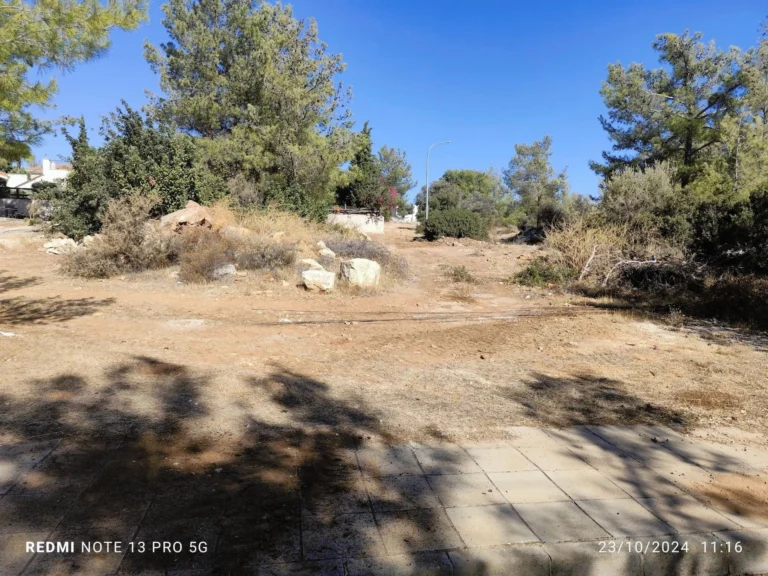 962m² Plot for Sale in Limassol District