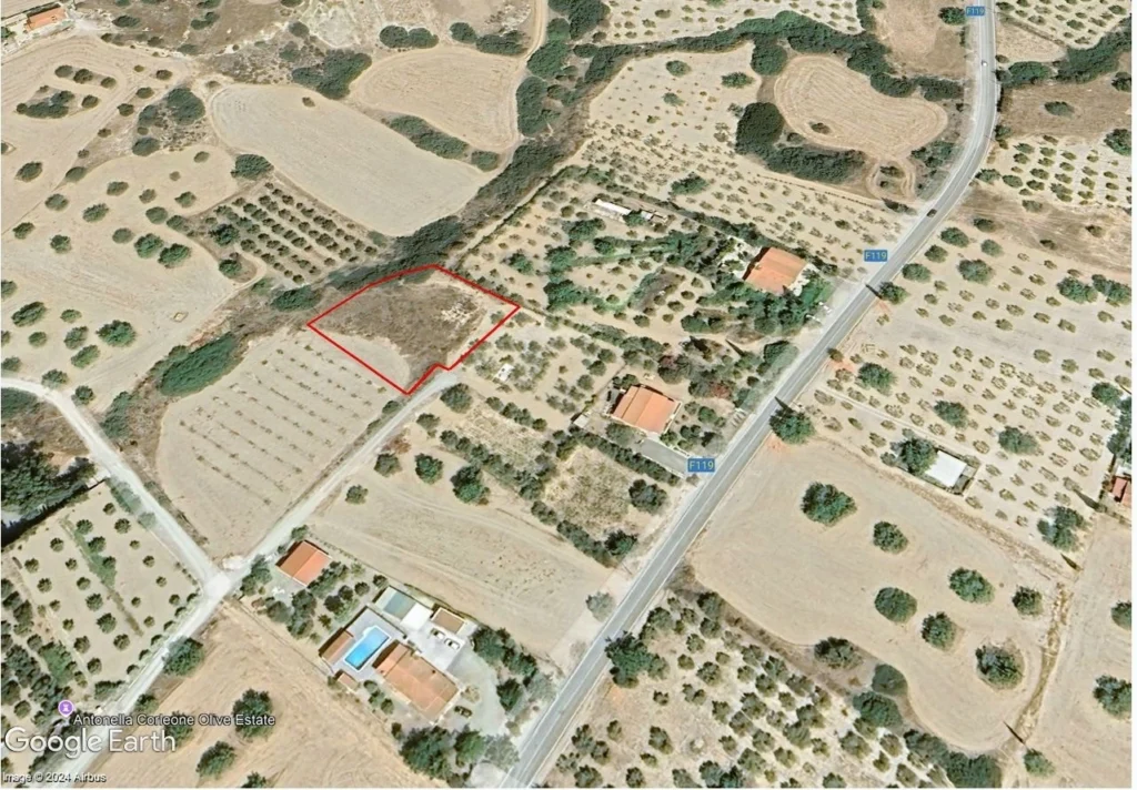 1,862m² Plot for Sale in Pentakomo, Limassol District