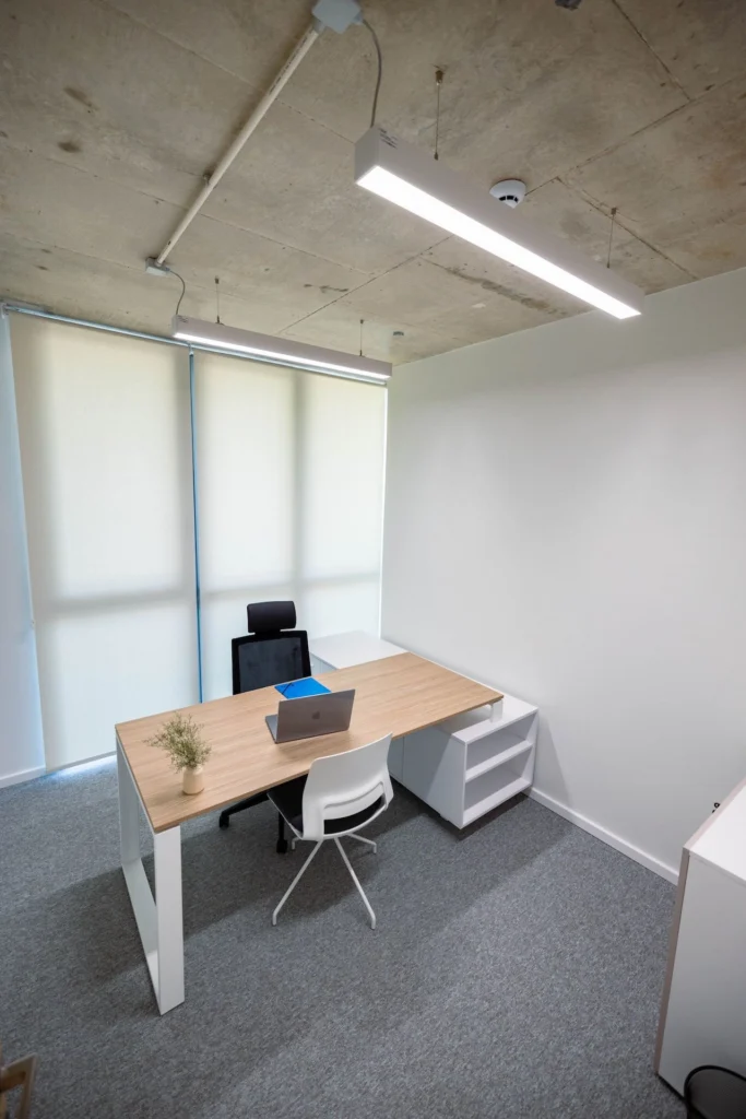 10m² Office for Rent in Limassol – Zakaki