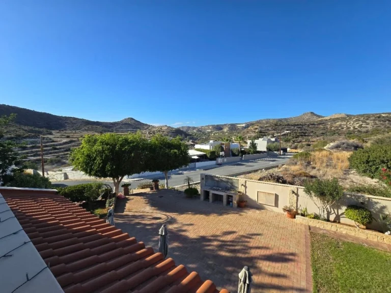 5 Bedroom House for Sale in Fasoula Lemesou, Limassol District