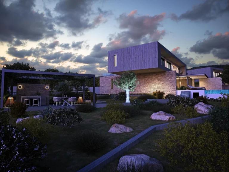 4 Bedroom House for Sale in Sea Caves, Paphos District