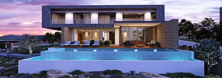 4 Bedroom House for Sale in Sea Caves, Paphos District