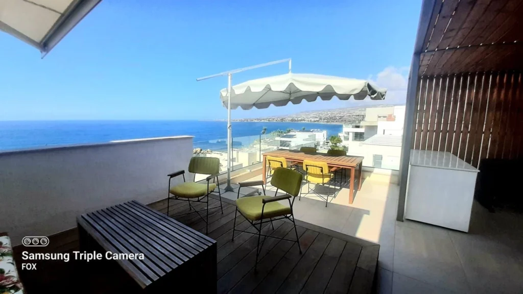 2 Bedroom House for Sale in Kissonerga, Paphos District