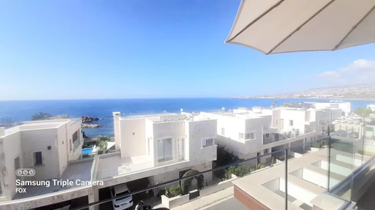 2 Bedroom House for Sale in Kissonerga, Paphos District