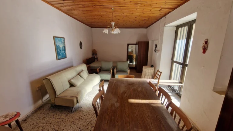 Cheap Houses and Villas for Sale Limassol up to 200000 euro