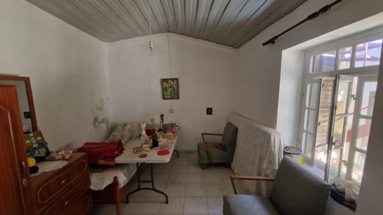 Cheap Houses and Villas for Sale Limassol up to 200000 euro