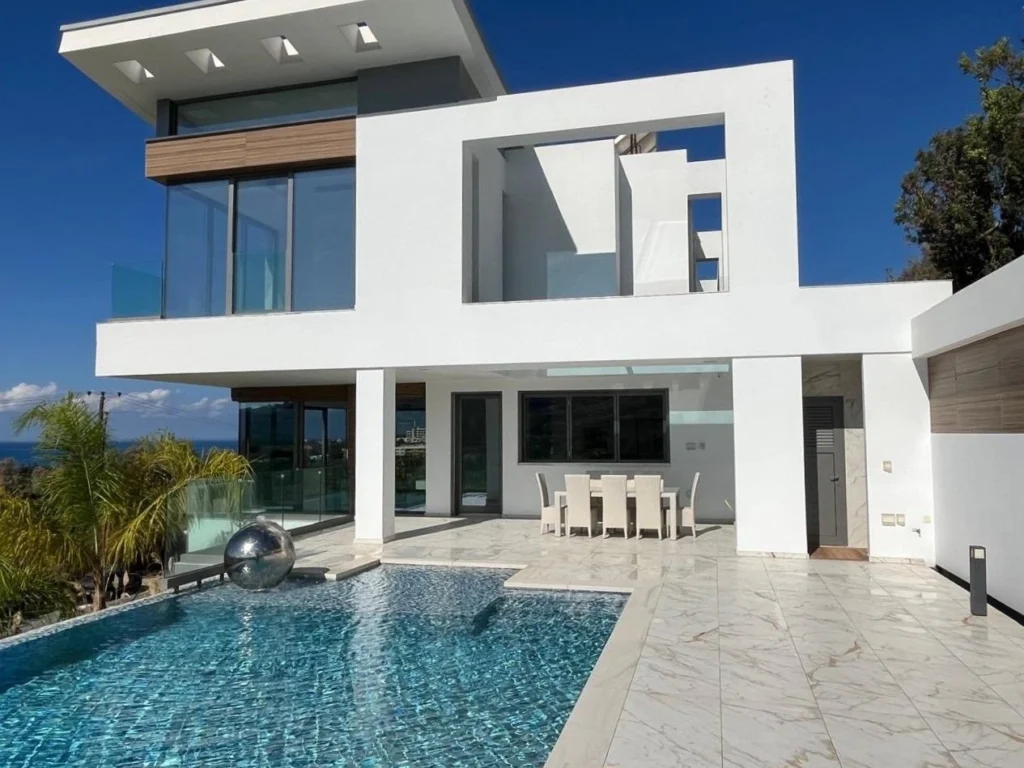 540m² House for Sale in Peyia, Paphos District