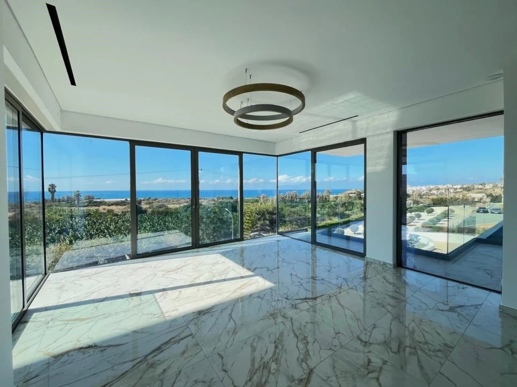 540m² House for Sale in Peyia, Paphos District