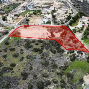 5,593m² Plot for Sale in Agios Tychonas, Limassol District