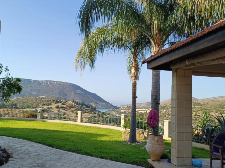 4 Bedroom House for Sale in Akrounta, Limassol District