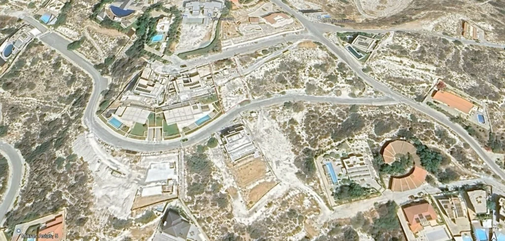 770m² Plot for Sale in Agios Tychonas, Limassol District