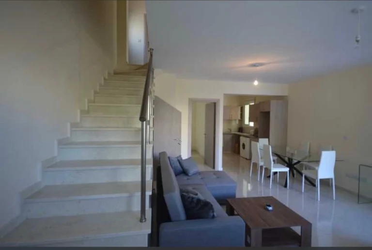 3 Bedroom House for Sale in Tombs Of the Kings, Paphos District