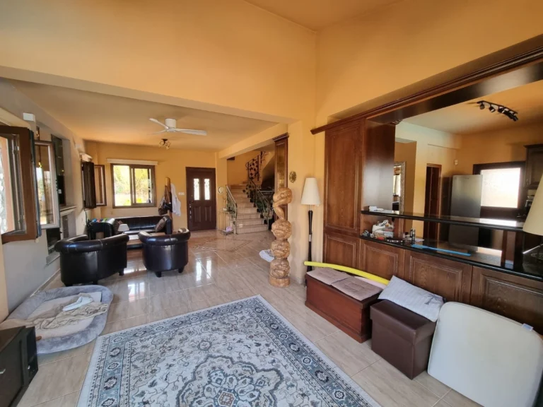 4 Bedroom House for Sale in Agia Marina Chrysochous, Paphos District