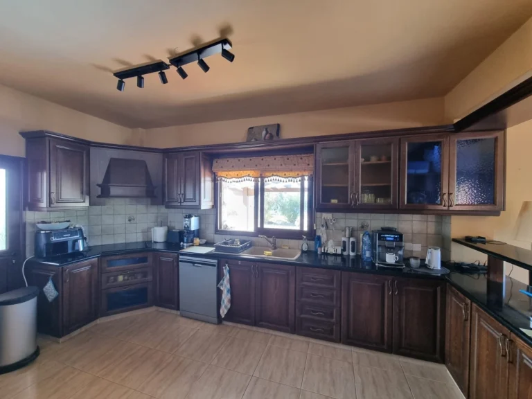 4 Bedroom House for Sale in Agia Marina Chrysochous, Paphos District