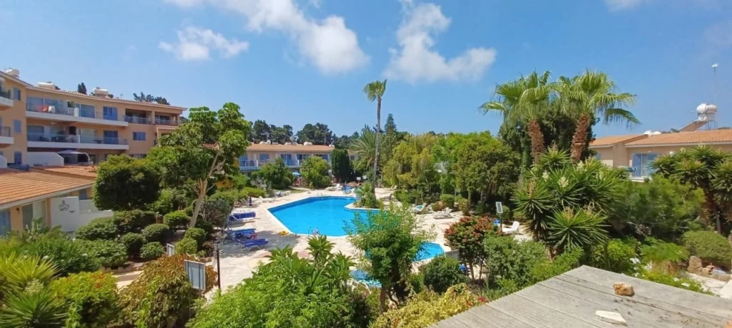 2 Bedroom Apartment for Sale in Paphos – Universal