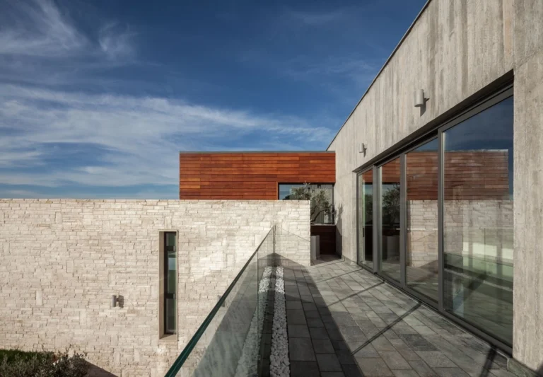 294m² House for Sale in Sea Caves, Paphos District