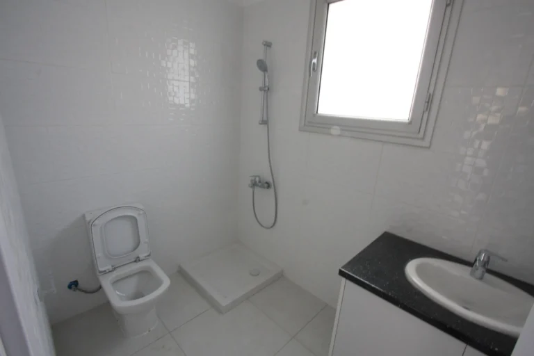 5 Bedroom House for Sale in Paphos – Anavargos