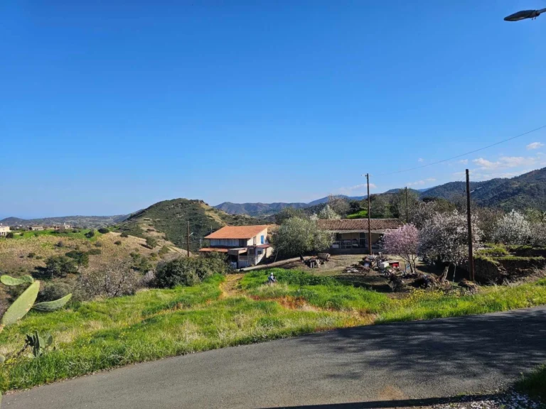 6,021m² Plot for Sale in Paphos District